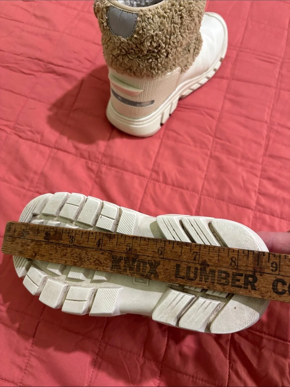 Hunter Kids White Rubber Boots with Brown Sherpa Cuff